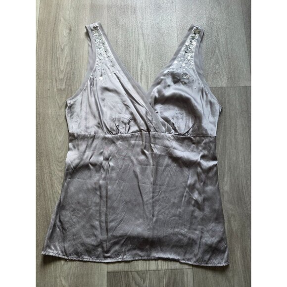 New York Company Silk V-Neck Sequin Embellished Silver Sleeveless Top Size 8 - Picture 4 of 9